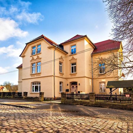 FeWo Droyßig - idyllische Schlichtheit Exterior foto